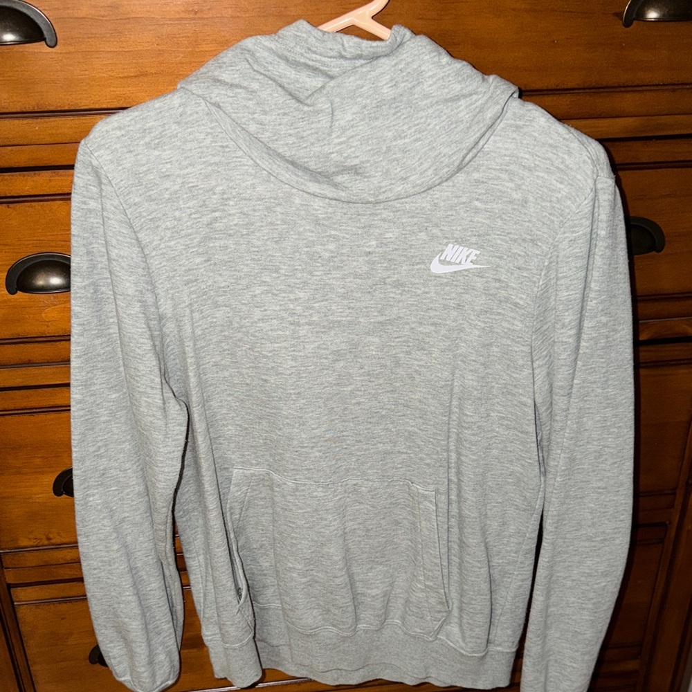 Nike woman’s funnel hoodie